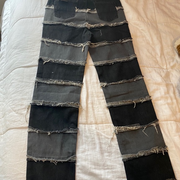 Jeans - Picture 2 of 3